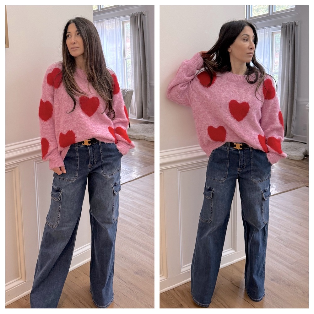 ShopEvelynne Pink Sweater with Red Hearts
